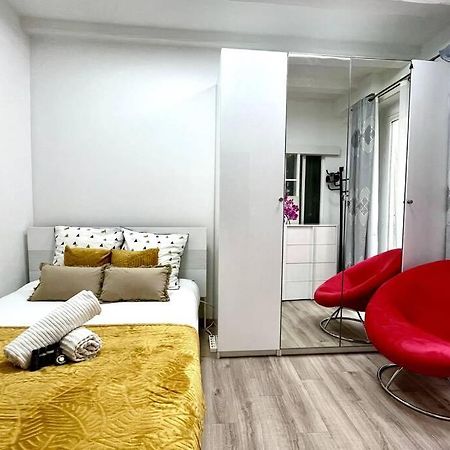 Exceptionnelle Maison De Ville ✧Cour Privee ✧Metro 파리 외부 사진