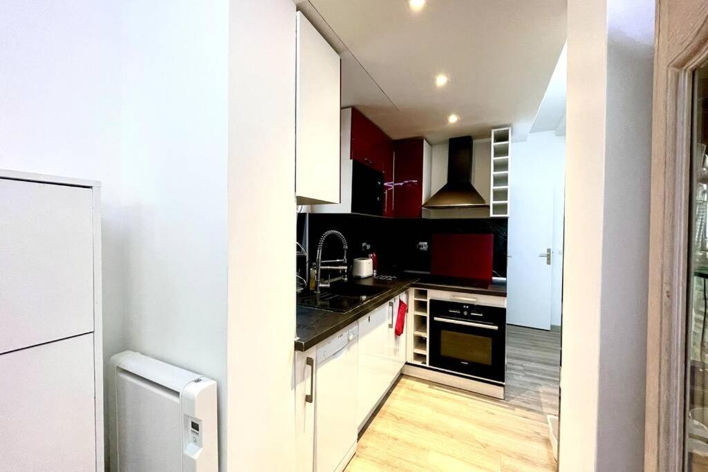 Exceptionnelle Maison De Ville ✧Cour Privee ✧Metro 파리 외부 사진